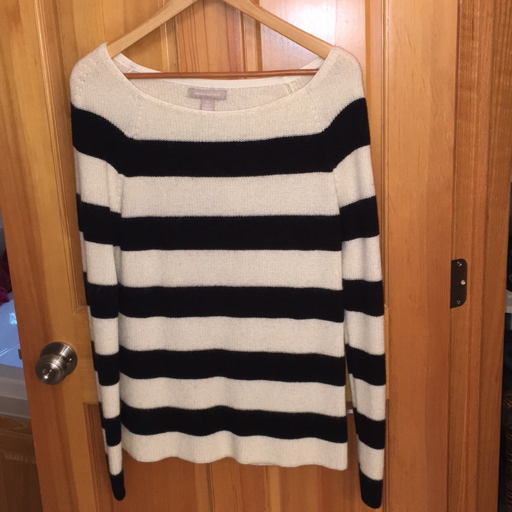 Black and white stripe sweater - banana republic